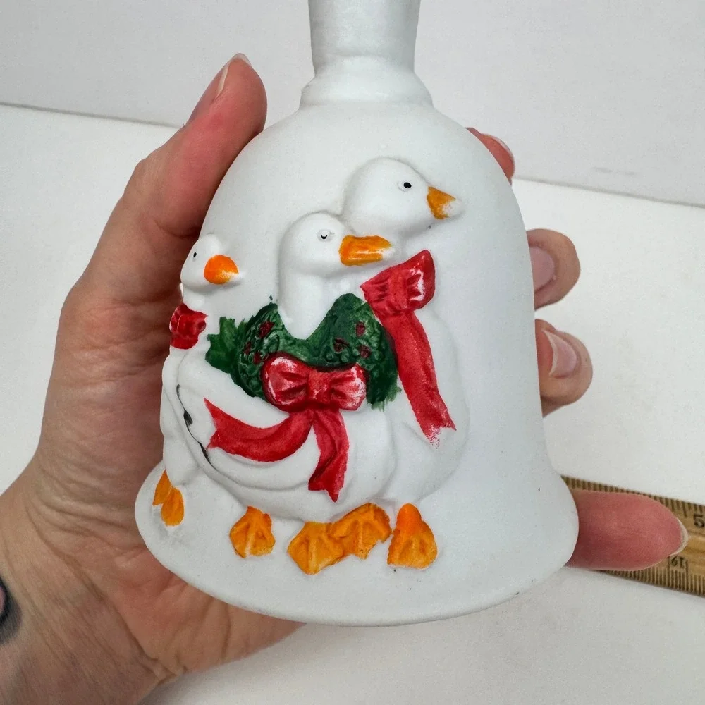 Vtg White Ceramic Unglazed Christmas Holiday Goose Hand Bell 3D Red Green READ